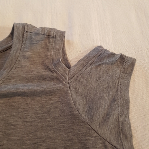 Athleta girl grey cold shoulder top size 14 EUC - Picture 2 of 5